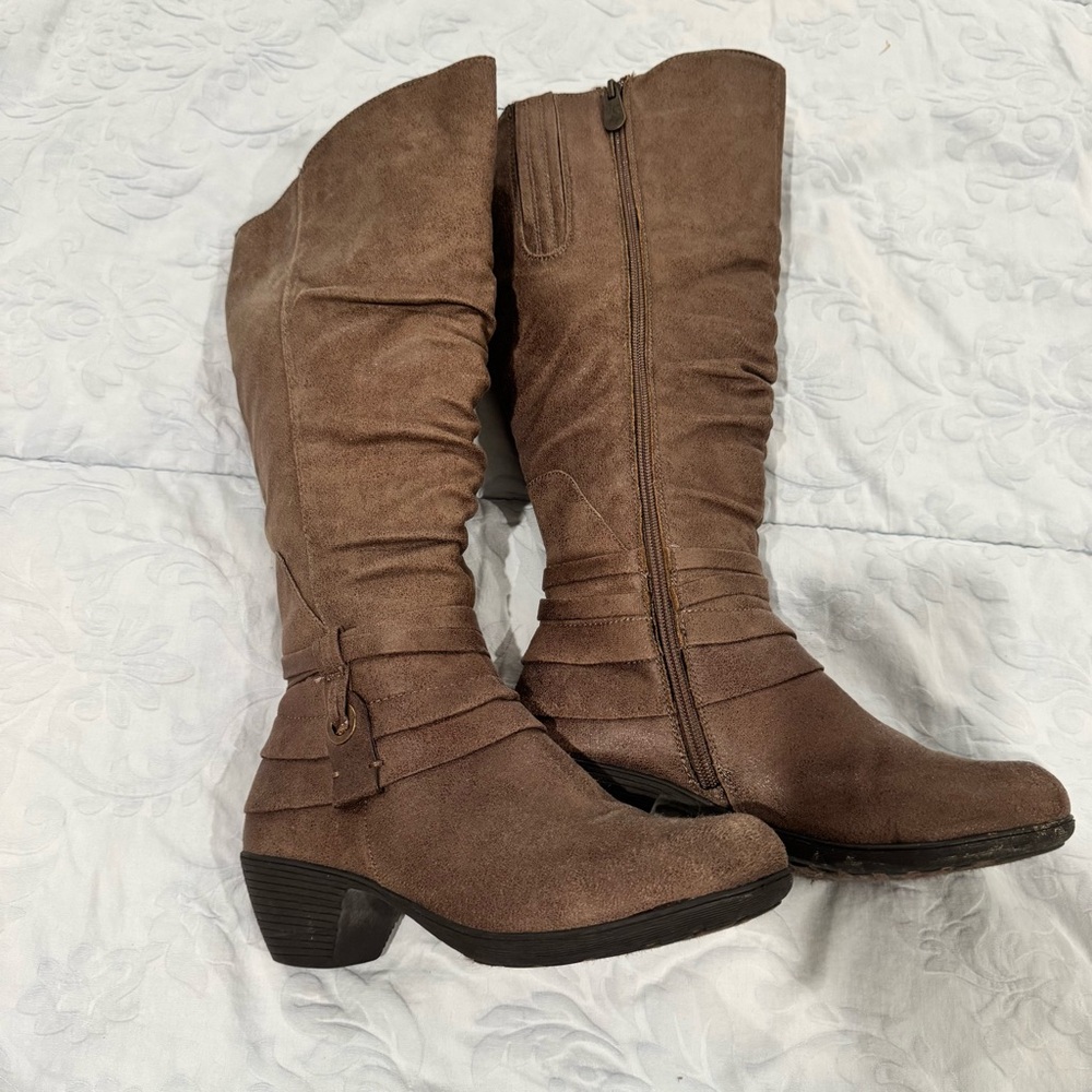 Brown Women's Knee-High Boots